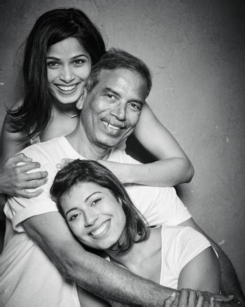 freida pinto parents.